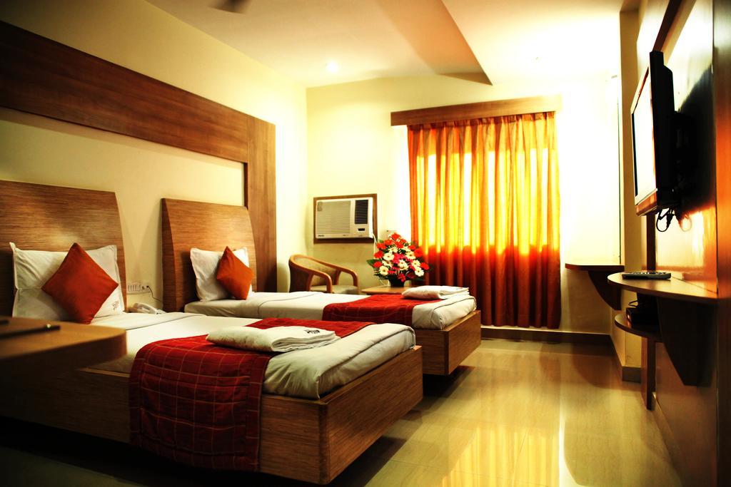 Hotel Sooriya Residency Chennai Exterior foto