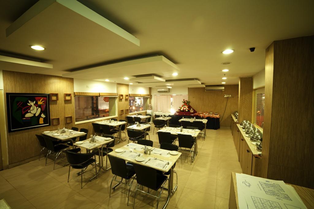 Hotel Sooriya Residency Chennai Exterior foto