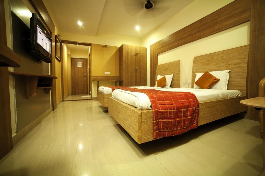 Hotel Sooriya Residency Chennai Zimmer foto