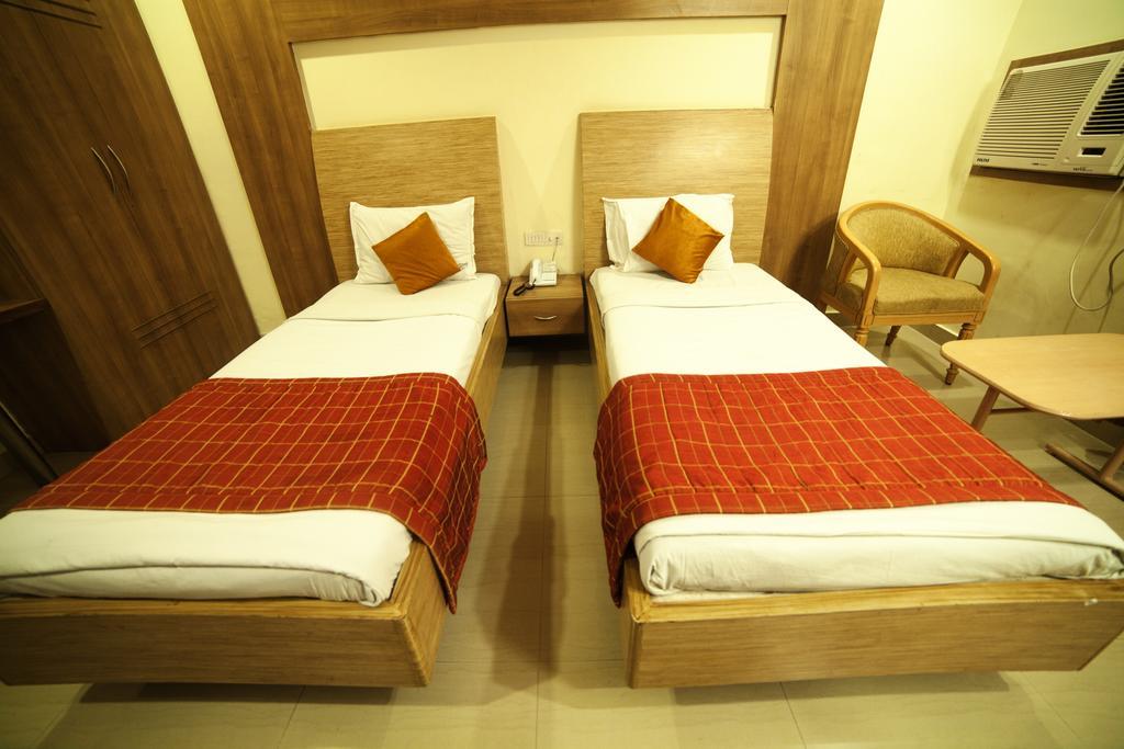 Hotel Sooriya Residency Chennai Zimmer foto