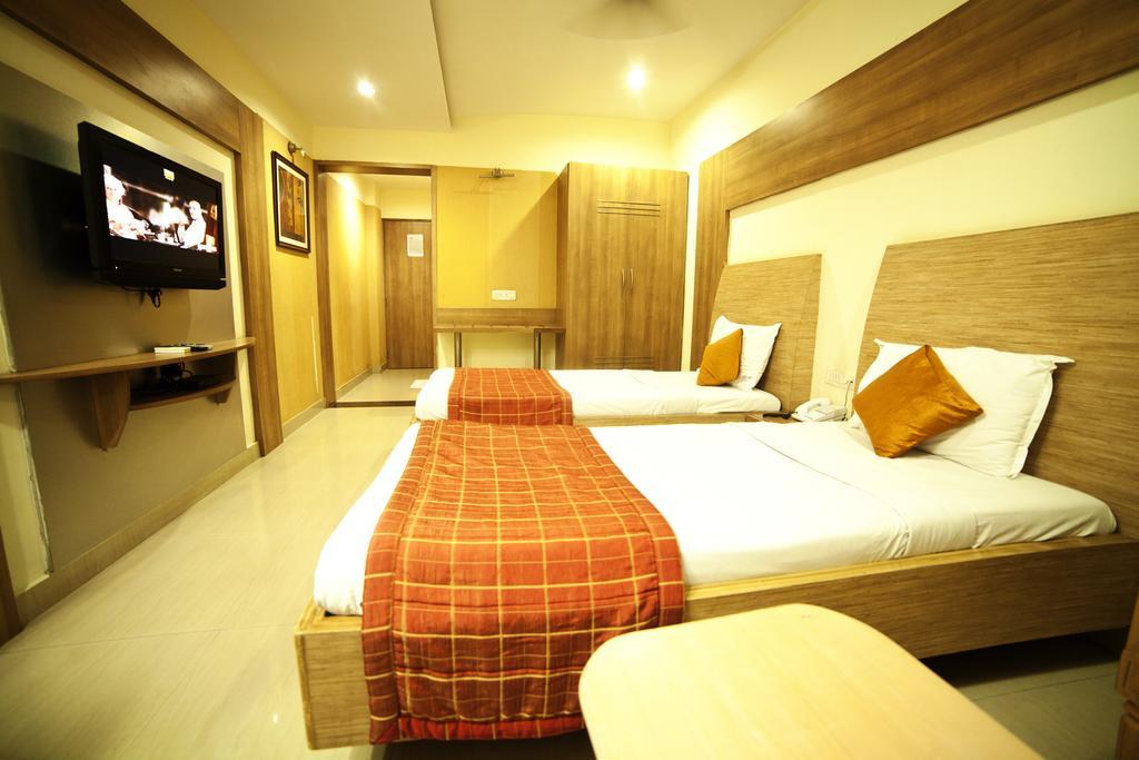 Hotel Sooriya Residency Chennai Zimmer foto