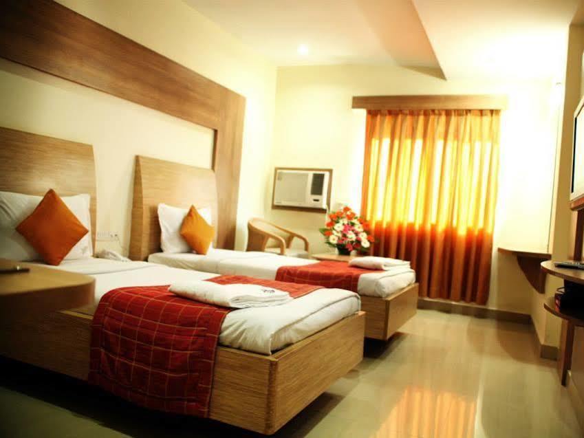 Hotel Sooriya Residency Chennai Exterior foto